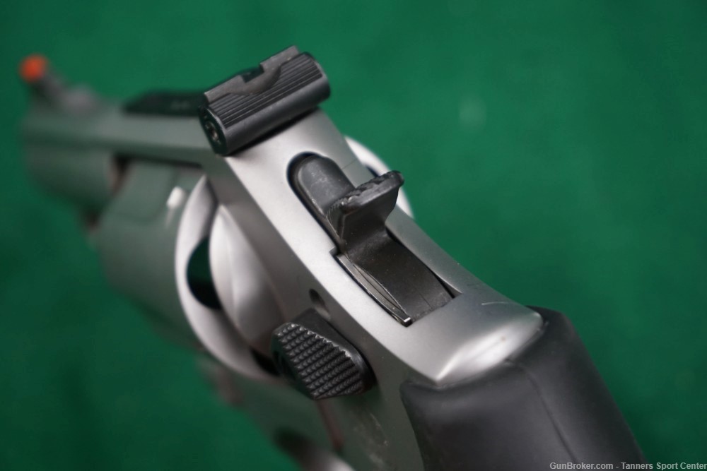S&W Smith 69 Combat Magnum 44 44mag 2.75" No Reserve 1¢ Start-img-9