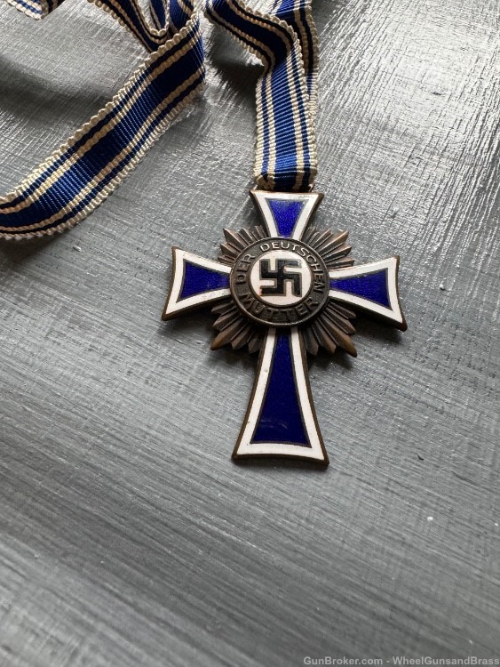 WWII German Mother’s Cross of Honor Mutter Third Reich Medal Ribbon World -img-1