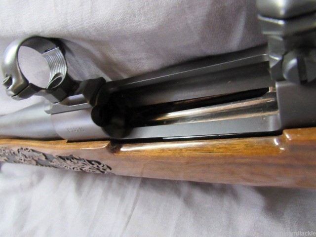 Weatherby Mark V LH Bolt Action 300 Magnum Weatherby Made in W. Germany-img-13