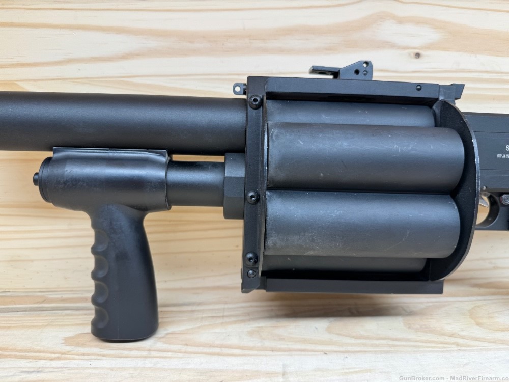 SIN CITY TACTICAL 6 SHOT ROTARY FLARE LAUNCHER W/ RELOADING SUPPLIES!-img-7