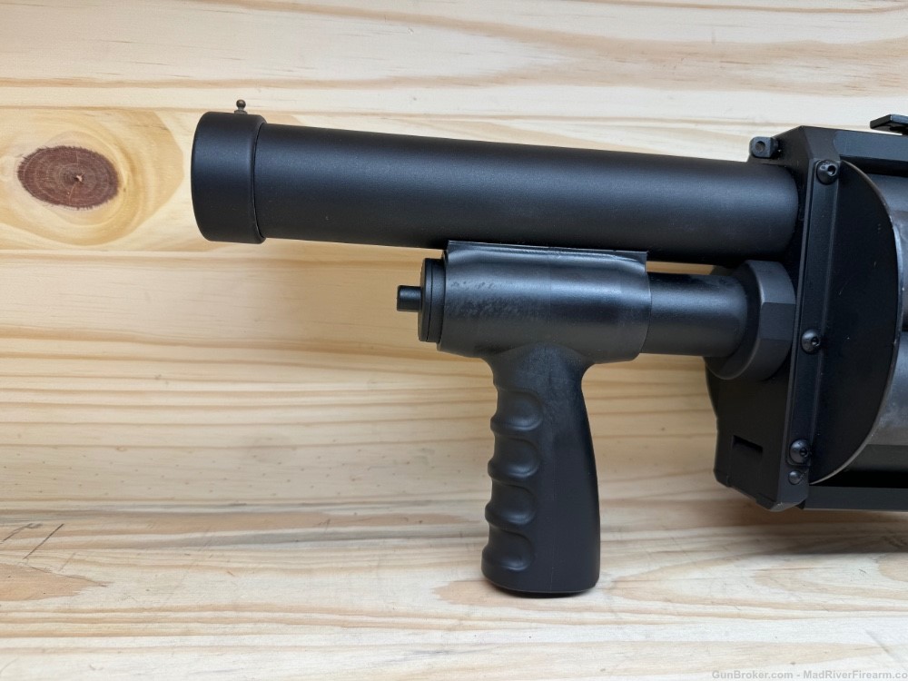 SIN CITY TACTICAL 6 SHOT ROTARY FLARE LAUNCHER W/ RELOADING SUPPLIES!-img-8