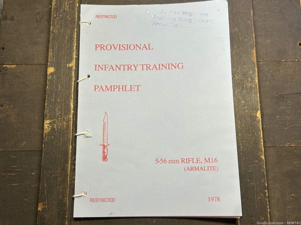 RETRO British Army SAS Colt Armalite M16 Training Manual 1978 RARE-img-0