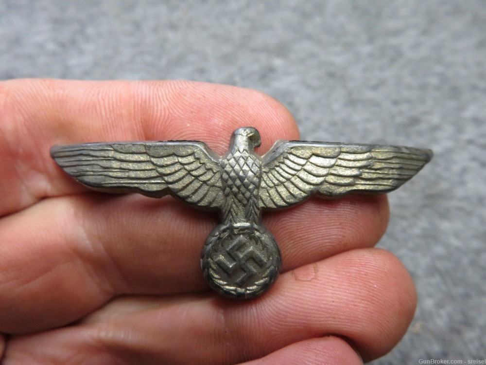 WWII GERMAN ARMY GENERAL’S VISOR CAP EAGLE-ORIGINAL-GOLD FINISH-img-0