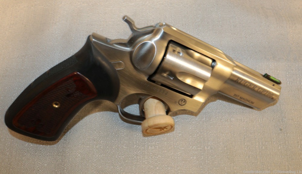 Ruger GP100 Stainless 357 Mag 6 Shot Revolver Factory Case-img-3
