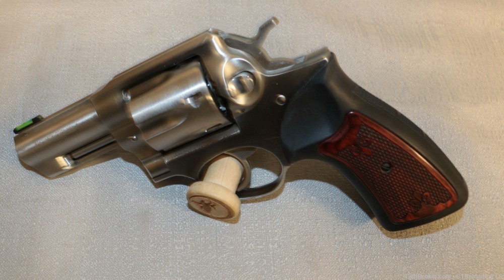 Ruger GP100 Stainless 357 Mag 6 Shot Revolver Factory Case-img-2