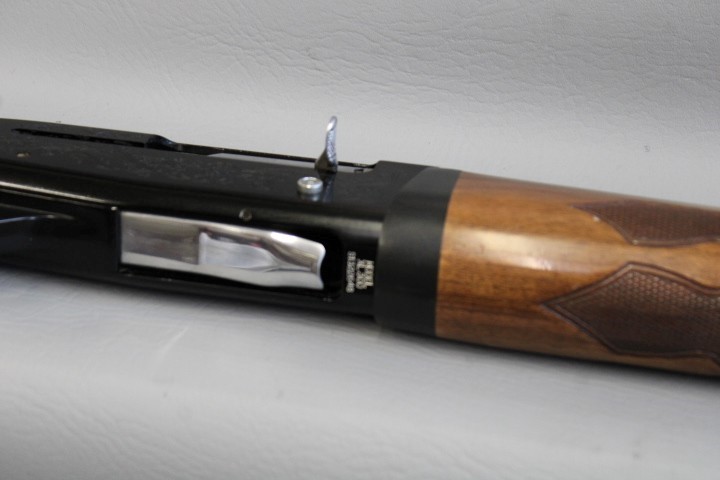 Ithaca Gun Co. XL300 12 GA 26" Item S-220-img-13