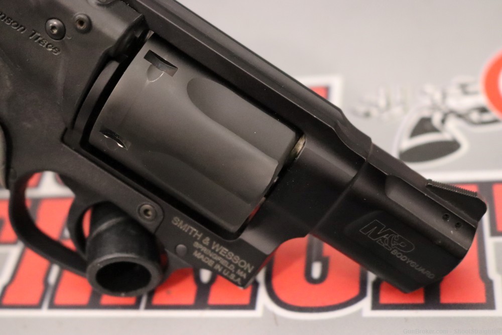 Smith & Wesson Bodyguard 38 1.875"bbl .38 SPL+P w/CT Laser-img-5