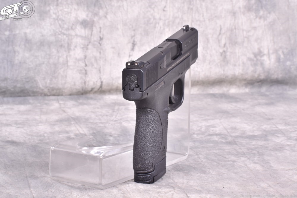 Smith & Wesson M&P 40 Shield .40 S&W-img-2