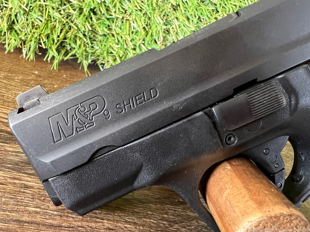 Smith & Wesson M&P9  shield w/ 4 mags *thumb safety* Penny Auction-img-5