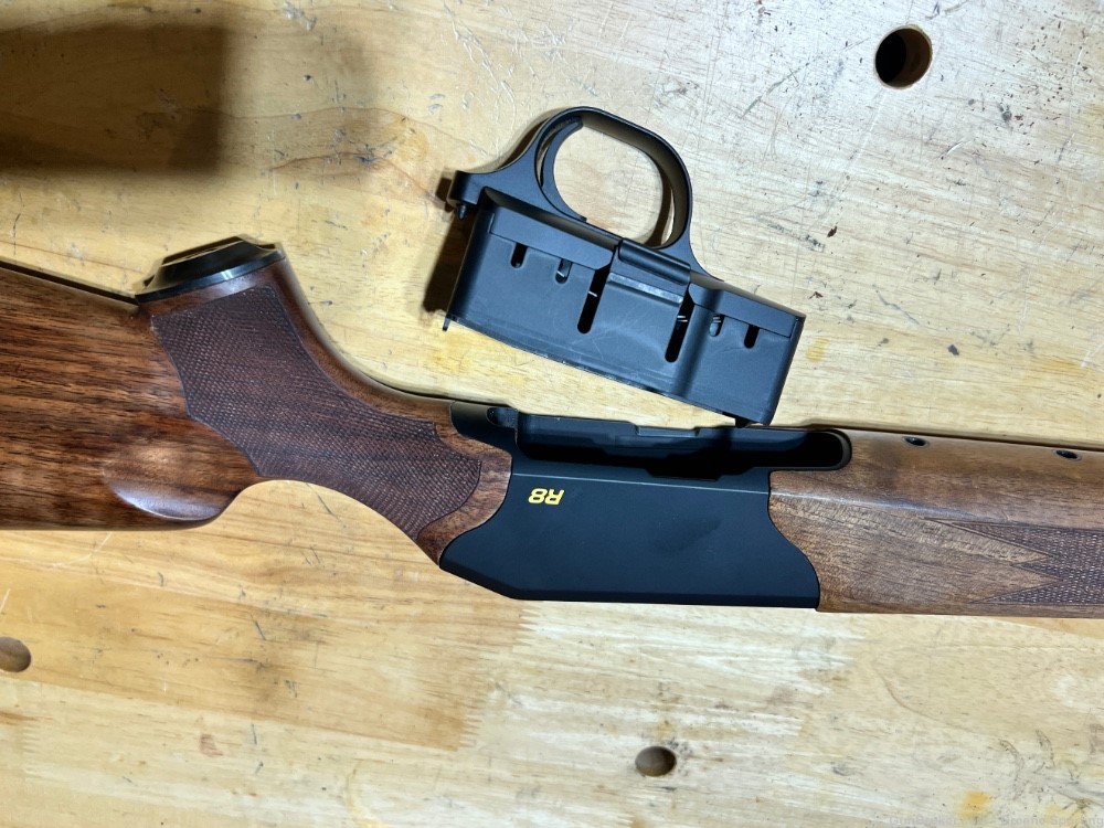 Blaser R8 Jaeger With Custom Walnut  Stock-img-2