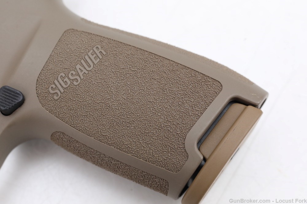 Sig P320 9mm FDE 3.75" Factory Box THREE 17rd Mags Holsters NO RESERVE!-img-14