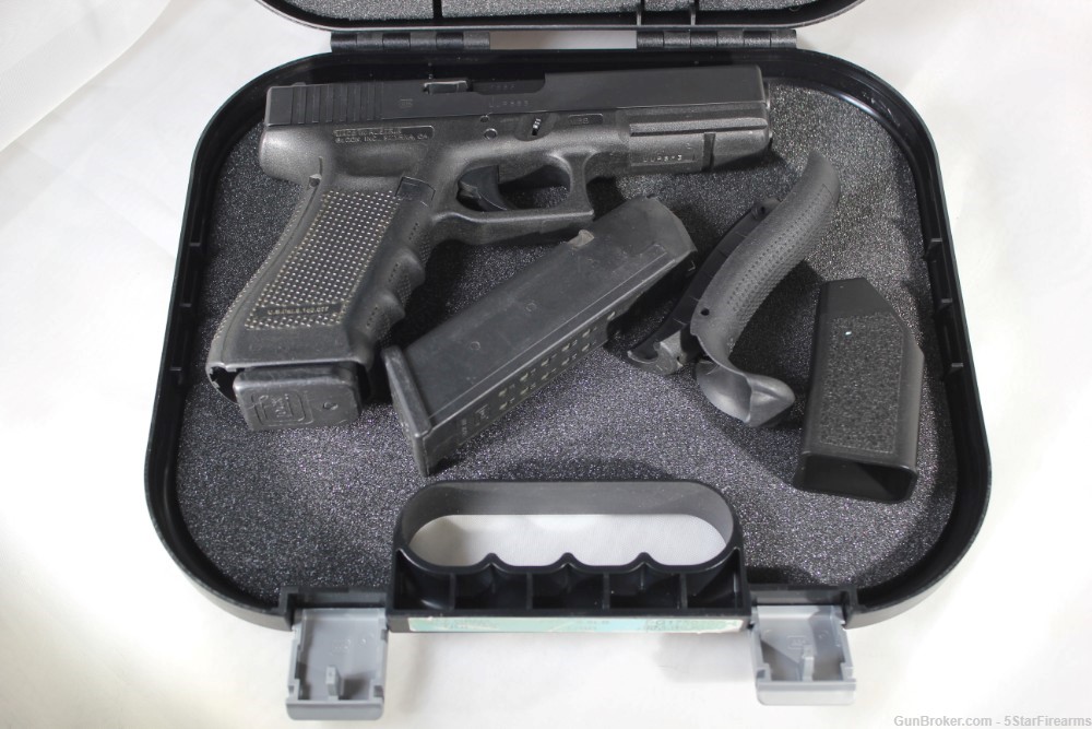 GLOCK 17 Gen 4 2 mags LE trade in Layaway Available NO RESERVE!-img-17