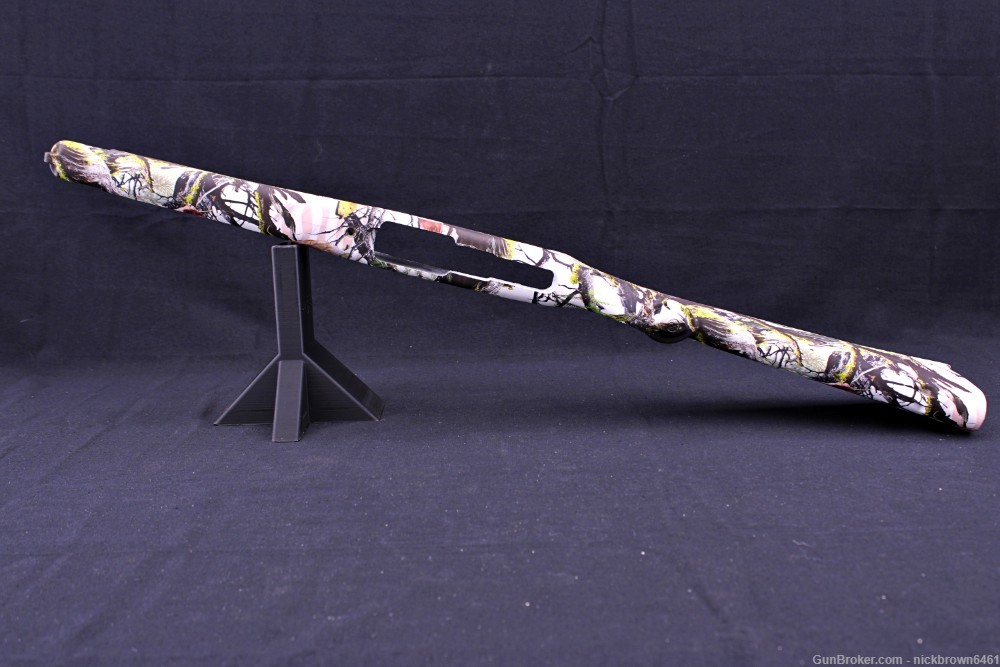 2023 RUGER COLLECTORS' EDITION 10/22 AMERICAN CAMO STOCK & DEALER SIGN/PIN-img-15