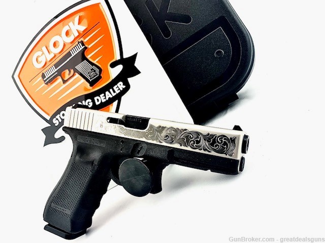 Glock 17 Gen 4 Pistol Engraved Slide 9 mm-img-3