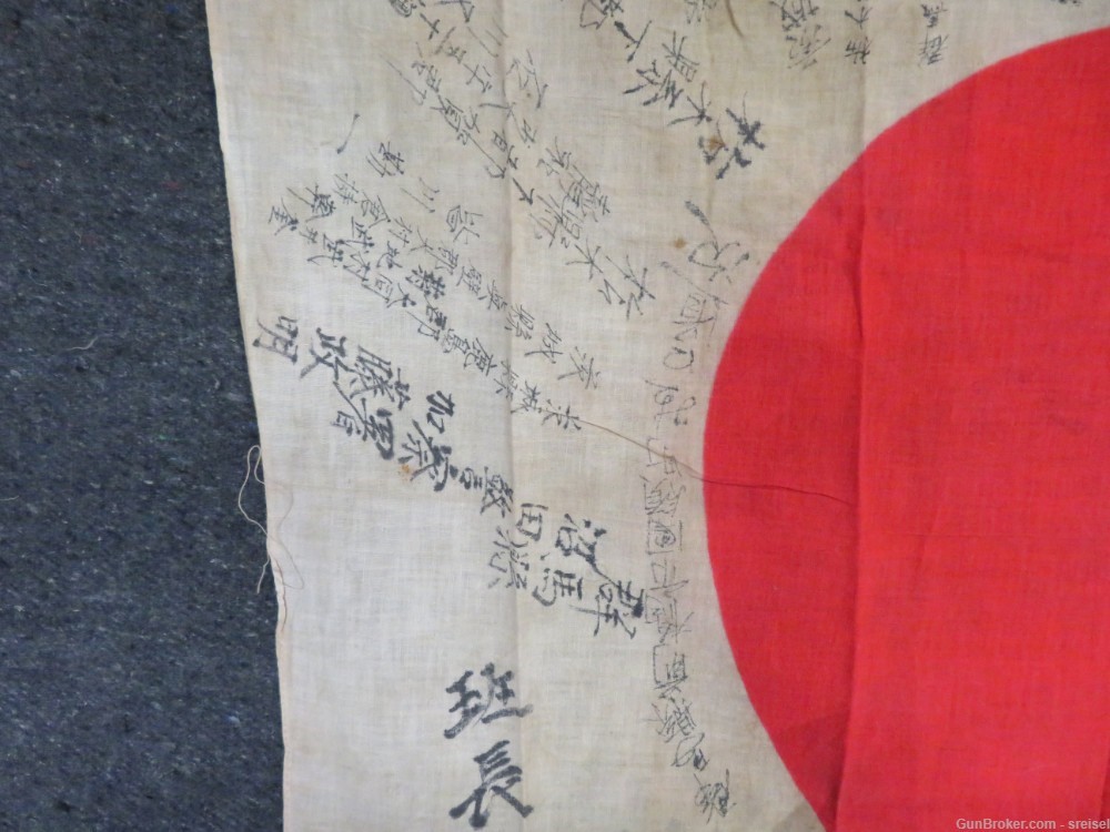 WWII JAPANESE HINOMARU MEATBALL FLAG W/ SIGNED KANJI CHARACTERS-LOOKS GREAT-img-2