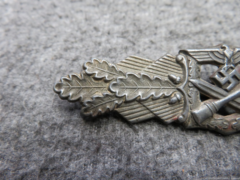 WWII GERMAN CLOSE COMBAT CLASP-NICE DETAIL-MAKER MARKED-img-3