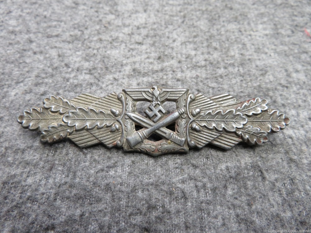 WWII GERMAN CLOSE COMBAT CLASP-NICE DETAIL-MAKER MARKED-img-0