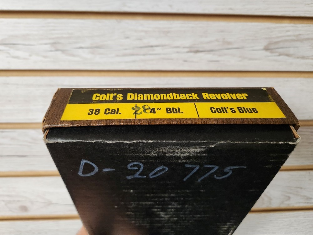 1968 COLT DIAMONDBACK REVOLVER 38SPL. RARE LIKE NEW IN THE BOX!-img-11