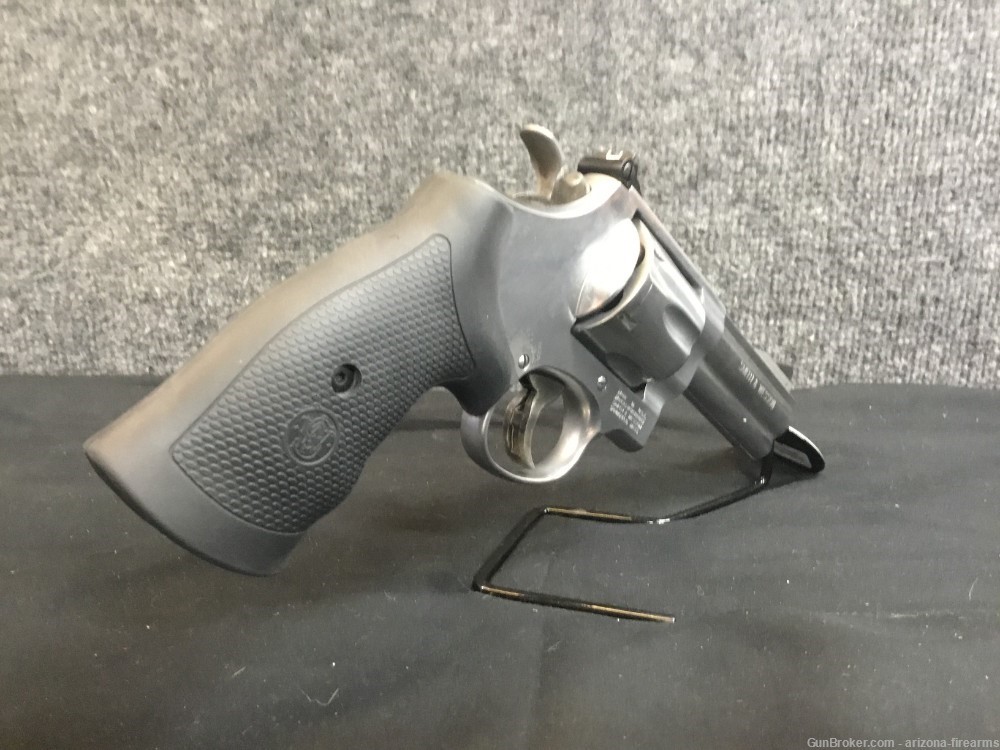 Smith & Wesson 610-3 6 Round SA/DA Revolver 10mm w/ Case, 3 Moon Clips-img-5