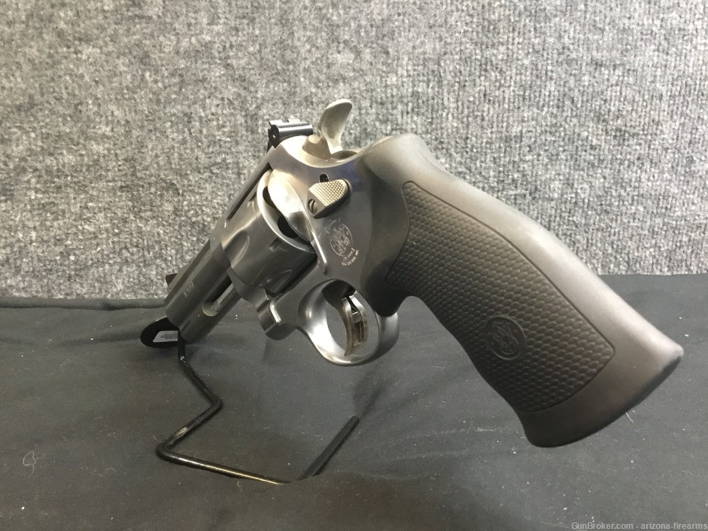 Smith & Wesson 610-3 6 Round SA/DA Revolver 10mm w/ Case, 3 Moon Clips-img-3