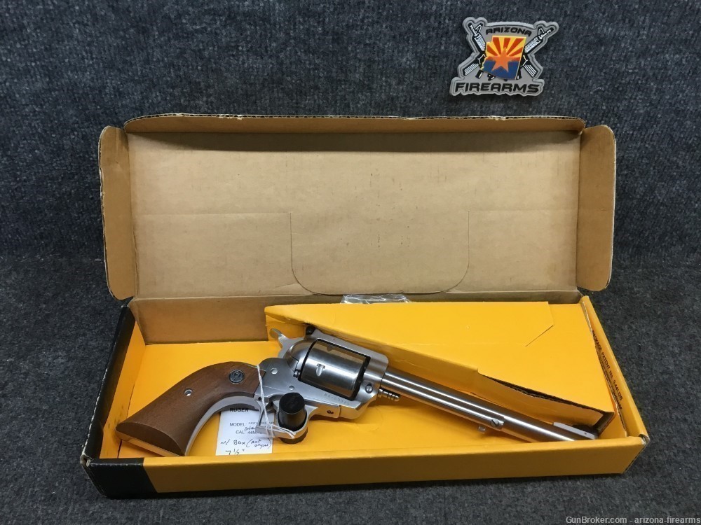 Ruger New Model Super Blackhawk .44Mag Revolver W/ Non Original Box-img-0