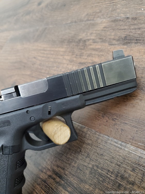 Used Glock 17 Gen 3, 9mm-img-6