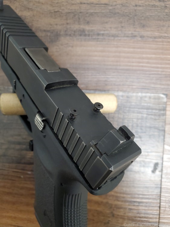 Used Glock 17 Gen 3, 9mm-img-10