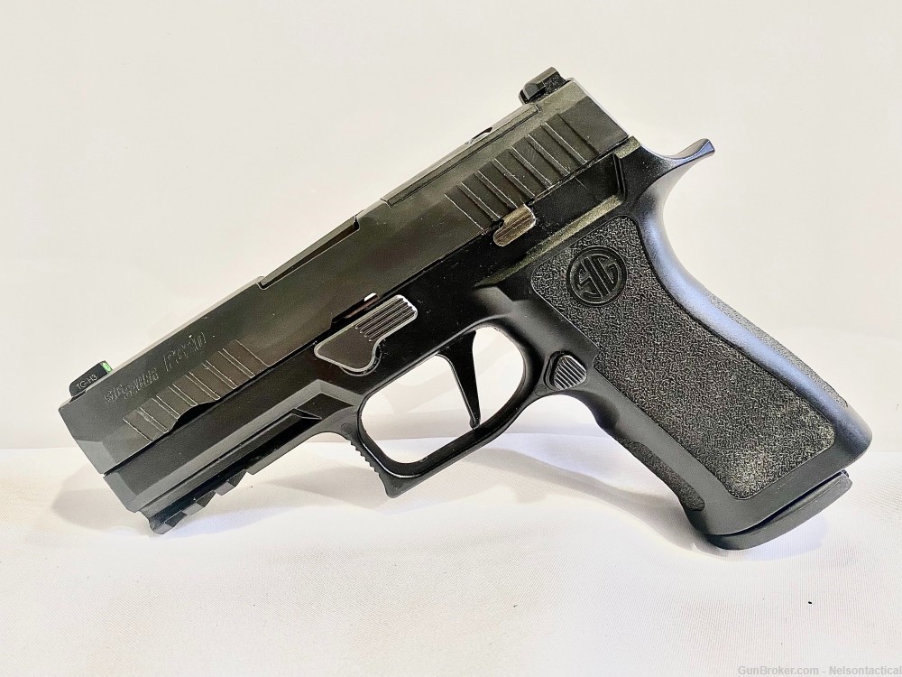 USED POLICE TRADE IN - Sig Sauer P320 Carry 9mm Handgun-img-1