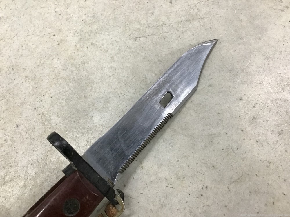 Hungarian AKM Bayonet With 30 Years Of Service Plaque Penny Auction-img-9
