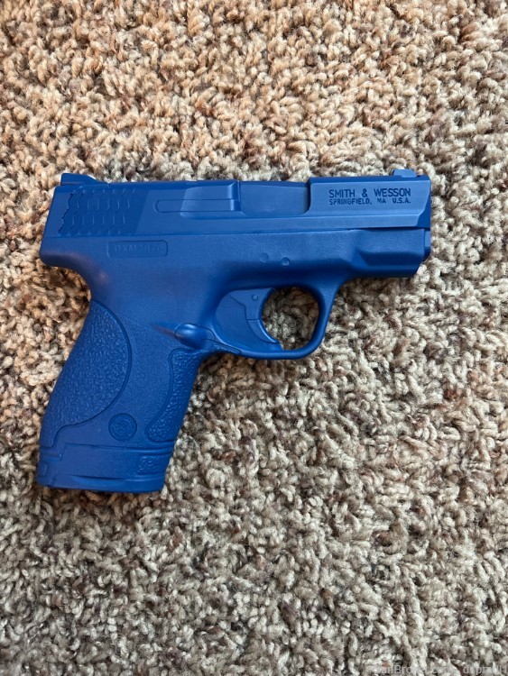 NEW Smith & Wesson M&P 9 Shield Blue Gun-img-1
