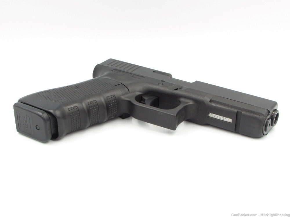Police Trade-In: Glock G22 Gen4 4.5" .40 S&W with Trijicon Night sights-img-2