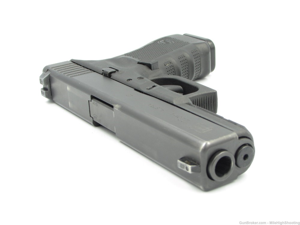 Police Trade-In: Glock G22 Gen4 4.5" .40 S&W with Trijicon Night sights-img-4