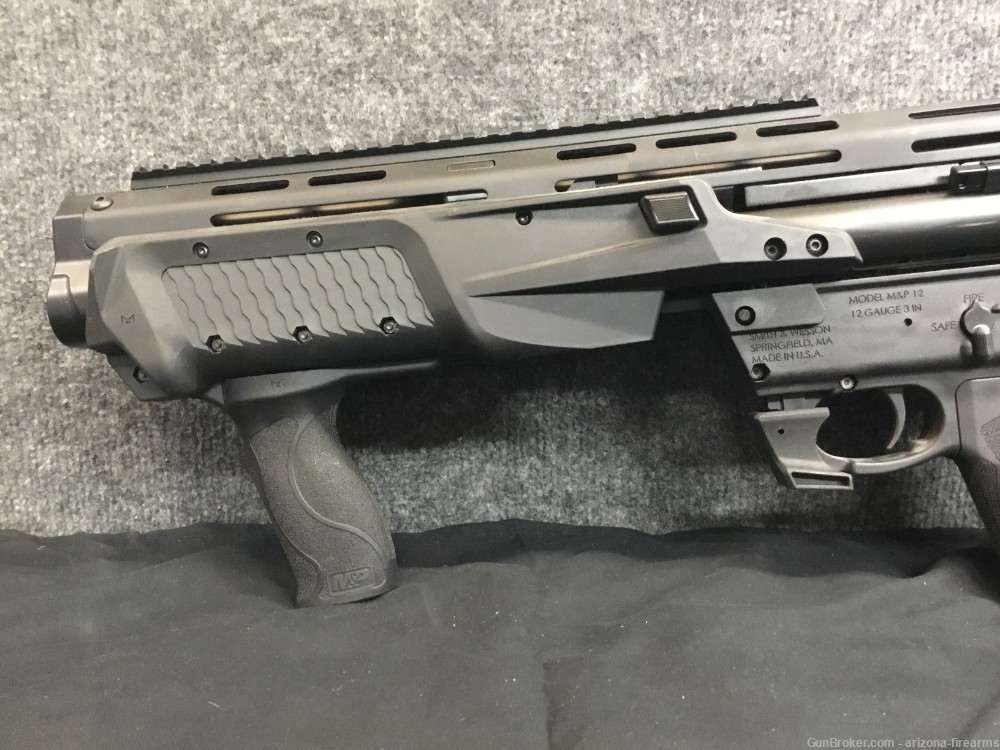 NEW! Smith and Wesson M&P12 Pump Action Shotgun, New Gun bad box-img-1