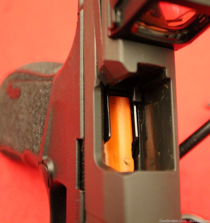 Sig Sauer P365x Macro 9mm 3.1" barrel semi-auto pistol w/Holosun Red Dot.-img-15
