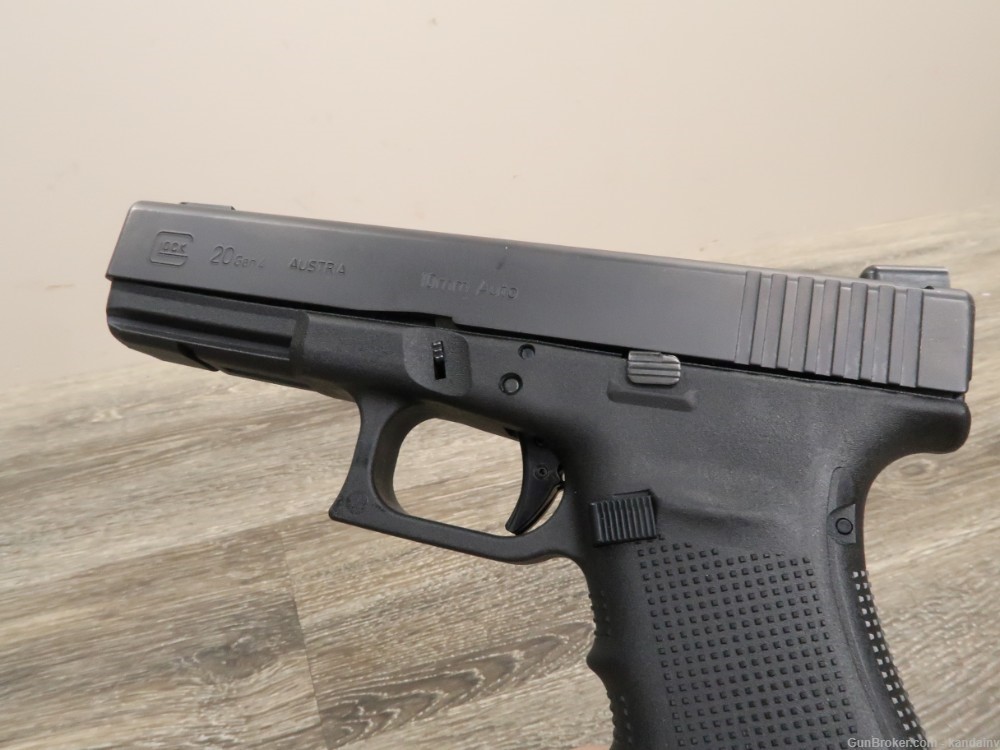 Glock Model 20 10mm Gen 4 4-3/4" w/Case-img-4