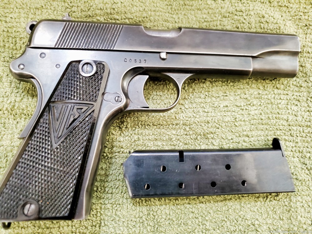 Radom P35 semi-automatic pistol, Serial number CO537. It has a 4 ½” barrel.-img-7