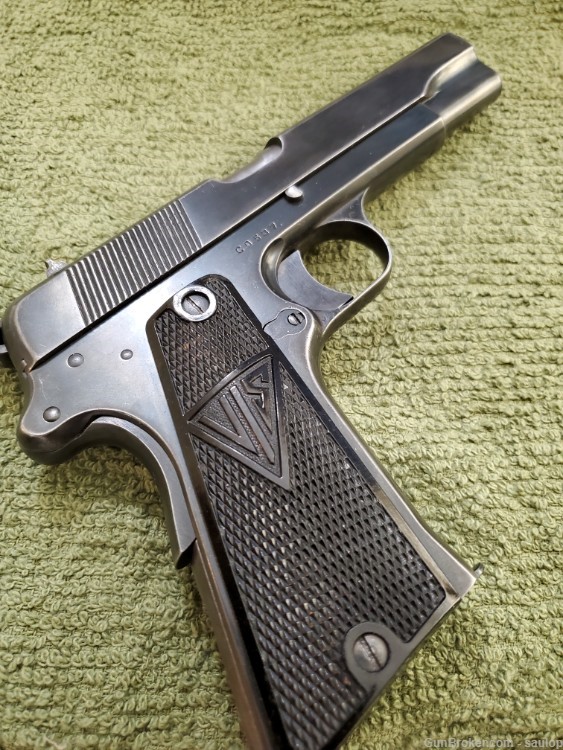 Radom P35 semi-automatic pistol, Serial number CO537. It has a 4 ½” barrel.-img-4