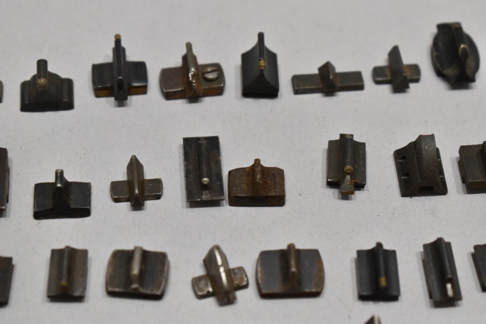 Huge Lot Approx 245 Pcs Unknown Dovetail Front Sights READ-img-3