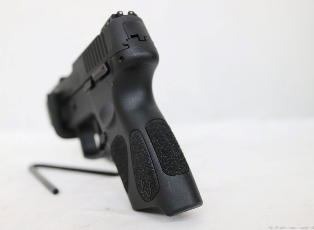 Taurus Model G2C 9mm 3.2” S.Auto Pistol – Black Polymer  -img-3