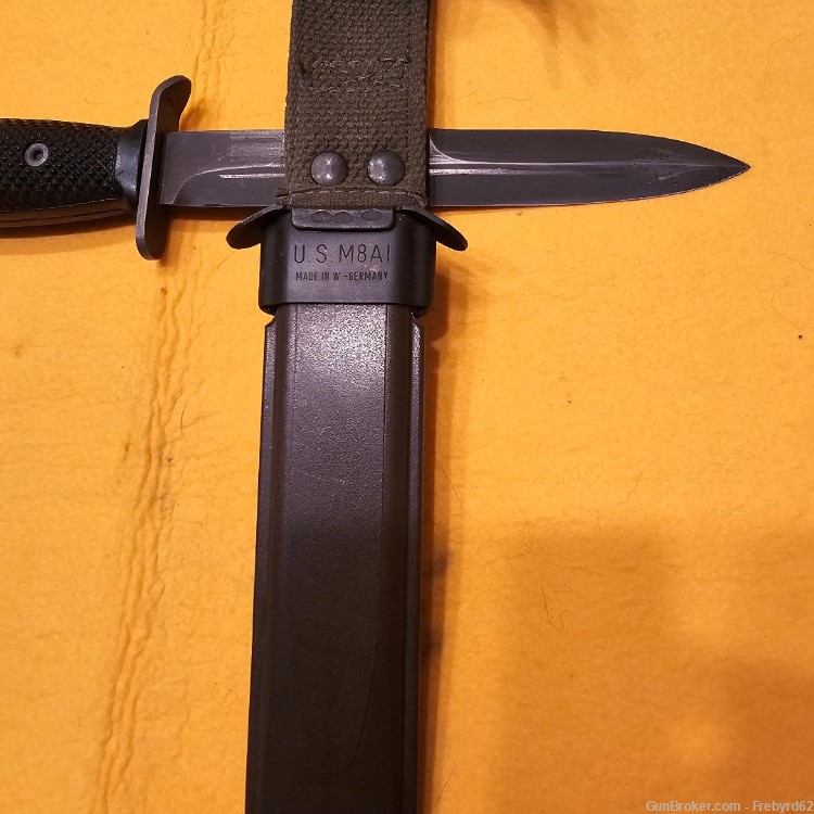 Post War M-3 Fighting knife and sheath made in West Germany-img-1