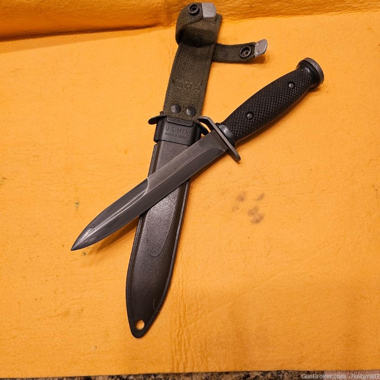 Post War M-3 Fighting knife and sheath made in West Germany-img-0