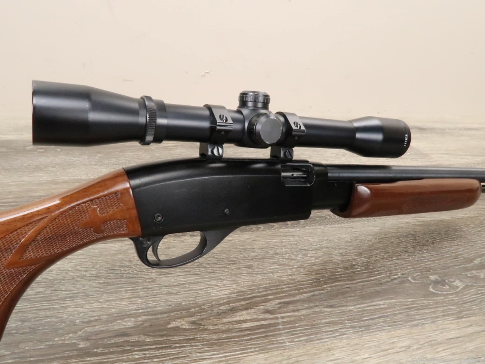 Remington Model 572 Fieldmaster Pump Action .22 Sh-L-LR 21" 1988 w/Scope-img-2