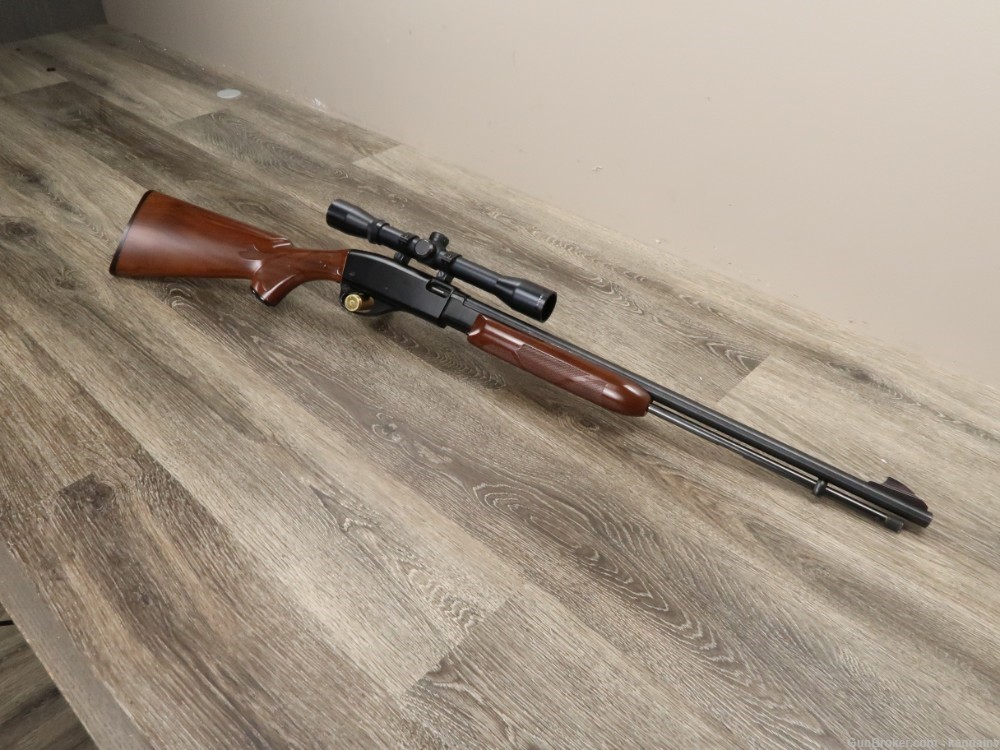 Remington Model 572 Fieldmaster Pump Action .22 Sh-L-LR 21" 1988 w/Scope-img-19