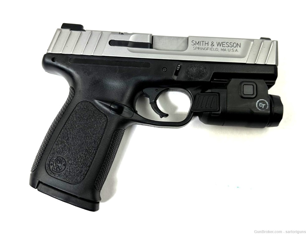 Smith & Wesson sd9ve 9mm semi auto pistol 2-mags-img-1