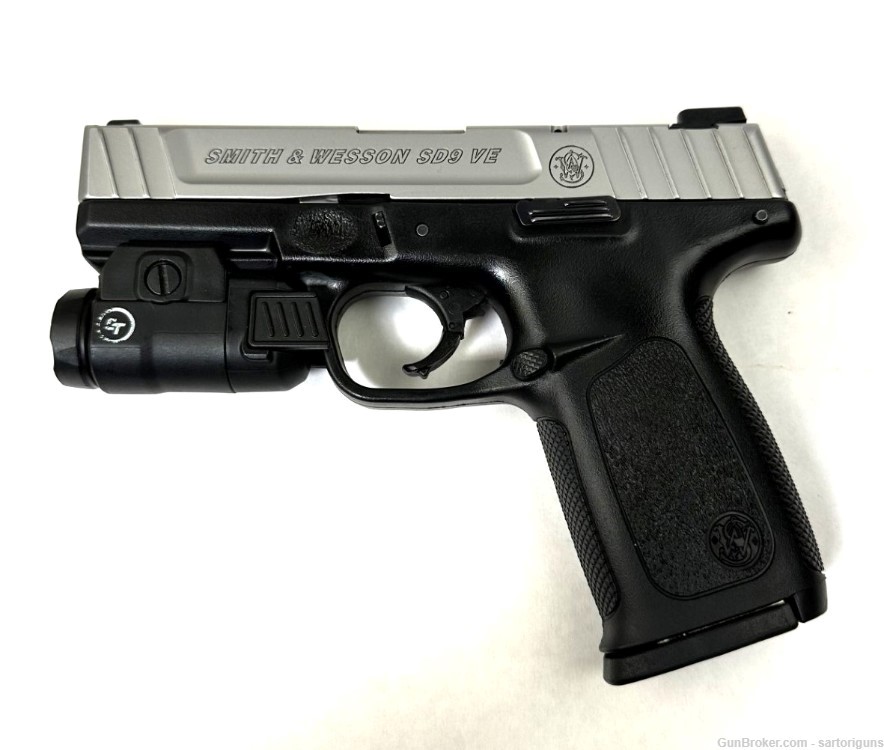 Smith & Wesson sd9ve 9mm semi auto pistol 2-mags-img-3