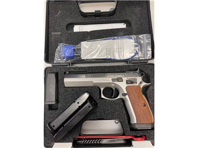Rare New in box CZ 75 Tactical Sports 9MM 20rd 2018 91172 3 mags 
