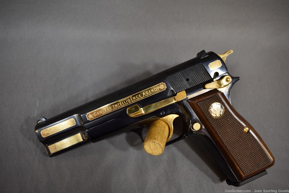 Commemorative CIA Browning Hi-Power - .40 S&W Pistol w/ 24k Gold Plating-img-4