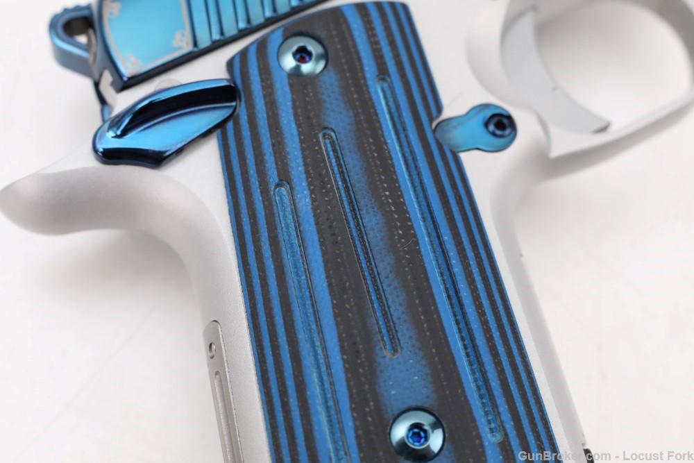 Kimber Custom Micro 9 Sapphire BLUE Engraved w/ Factory Box LIKE NEW NoRsrv-img-23