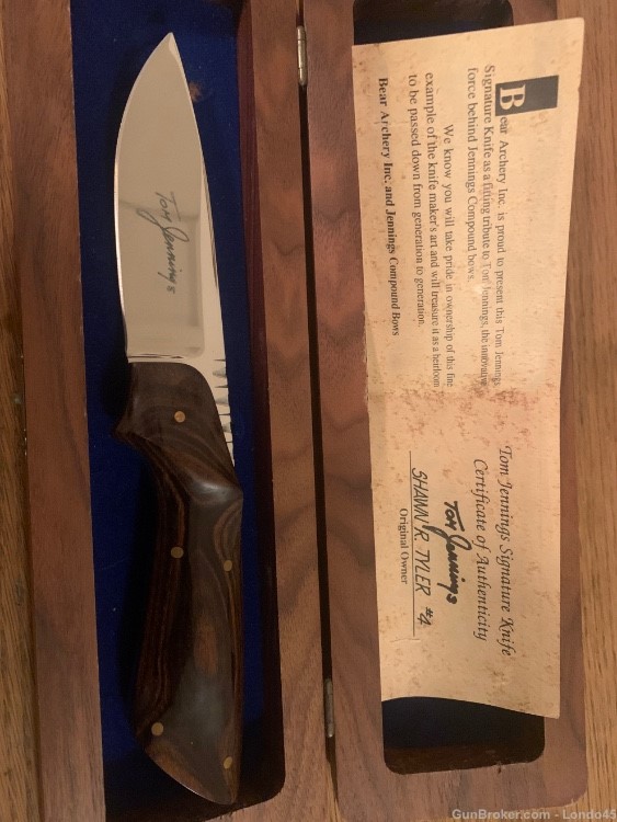 Two Commemorative Knives from Bear/Jennings Archery -img-7