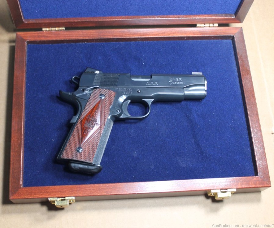 Les Baer custom 1911 S.P.R. 45 ACP swift Response Pistol Night Sights Case -img-1